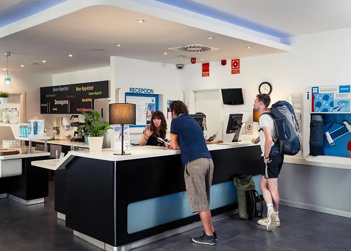 Ξενοδοχείο Ibis Budget Centro *